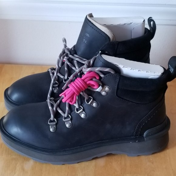 Sorel Hi-Line Hiker Boots - Picture 5 of 11
